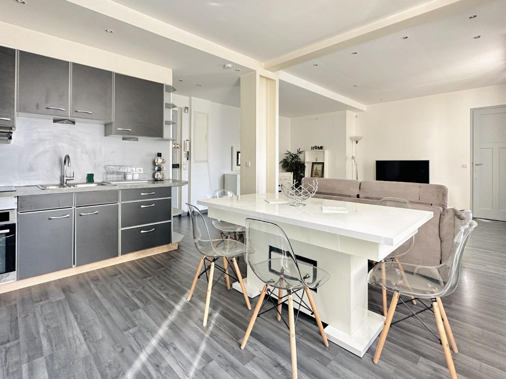 Le Globe Trotteur - 2 Pieces Cannes Centre Экстерьер фото