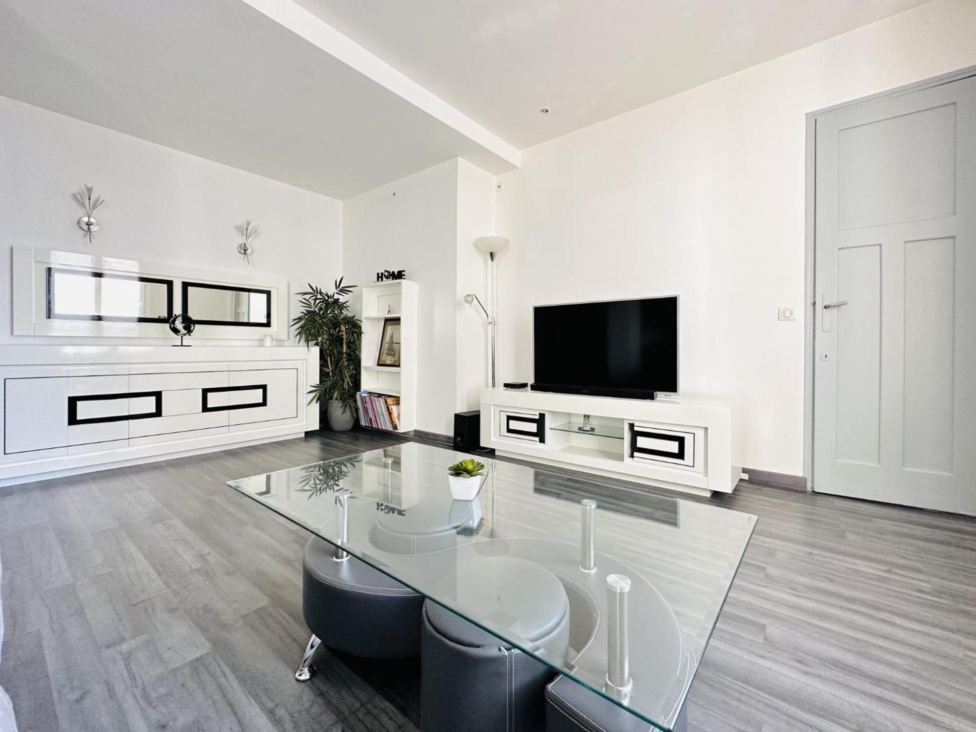 Le Globe Trotteur - 2 Pieces Cannes Centre Экстерьер фото